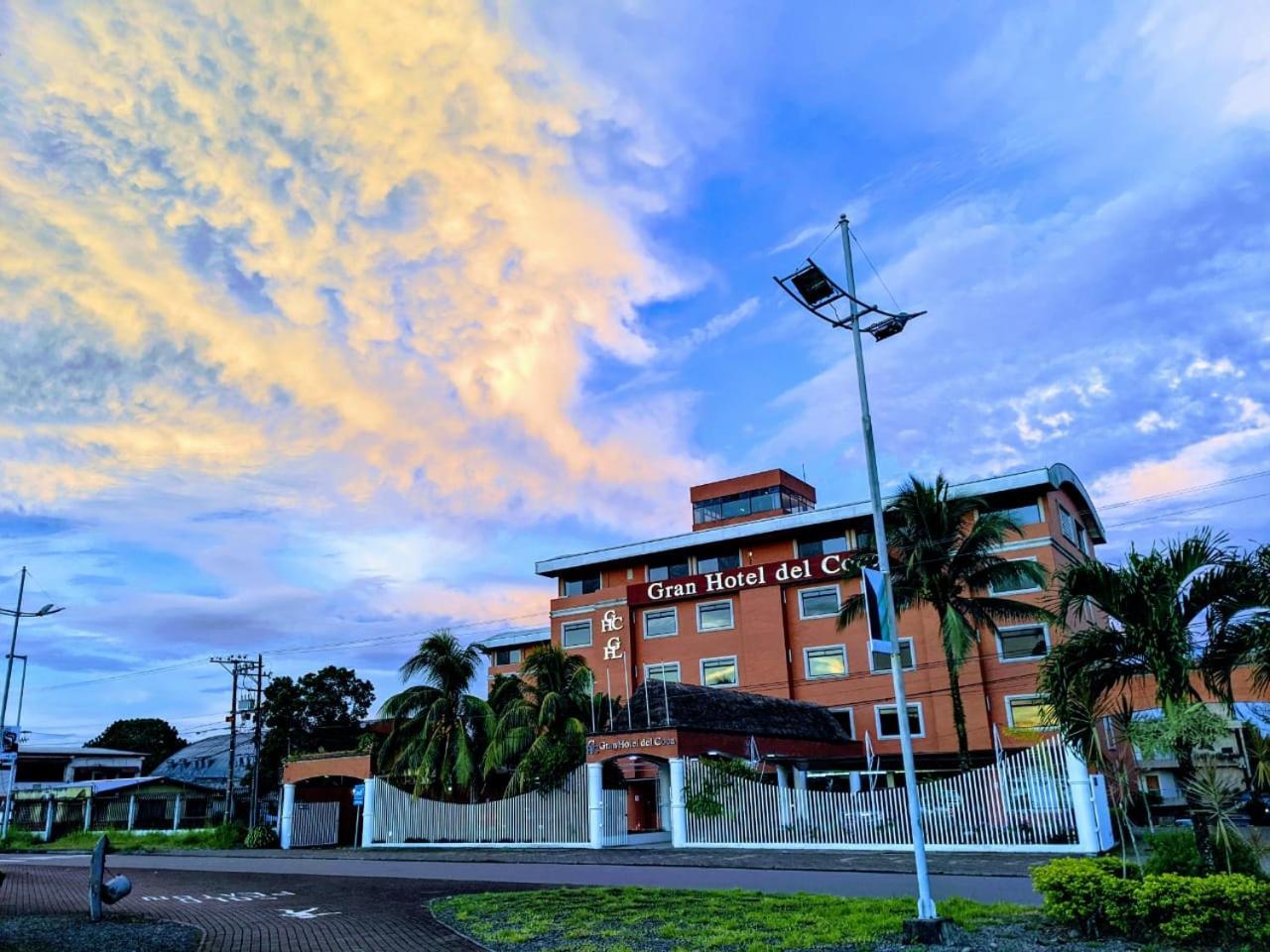 Gran Hotel De Lago - El Coca Puerto Francisco de Orellana Exterior photo